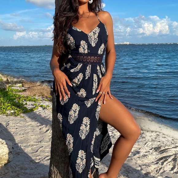 Fashion Nova Side Slit Maxi Dress - Picture 1 of 4